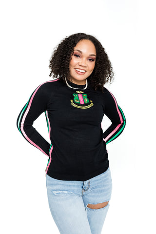 AKA CENTER CREST SWEATER BLACK