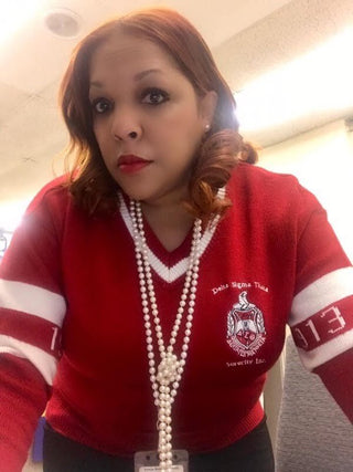 ΔΣΘ VNECK 1913 SWEATER RED
